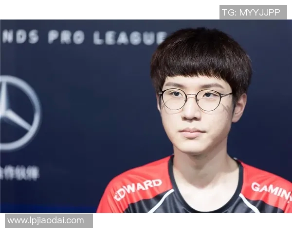 S15LOL赛季EDG耐力争议引发CSGO圈热议分析与讨论